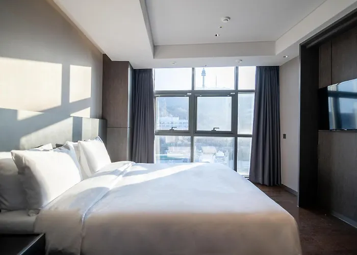 ホテル Homes Red Myeongdong 4*