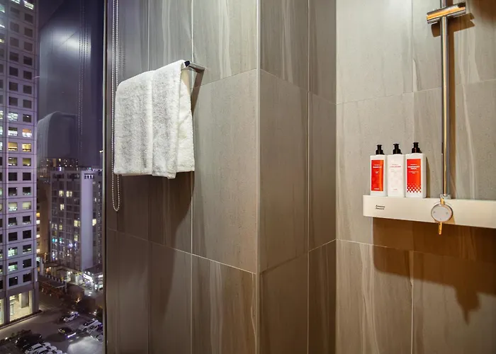 Homes Red Myeongdong ホテル